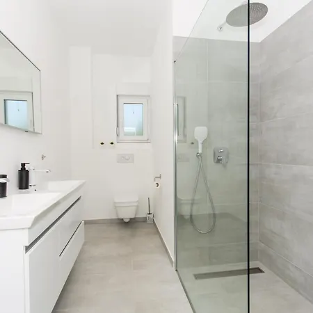Apartament Julia *