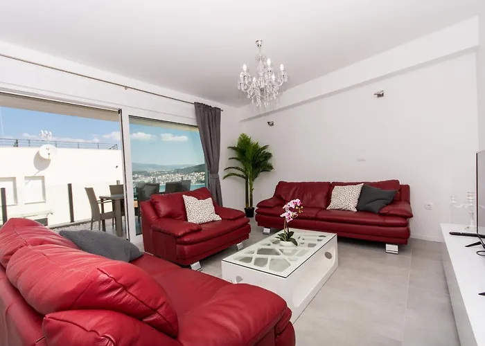 아파트 Julia 트로기르